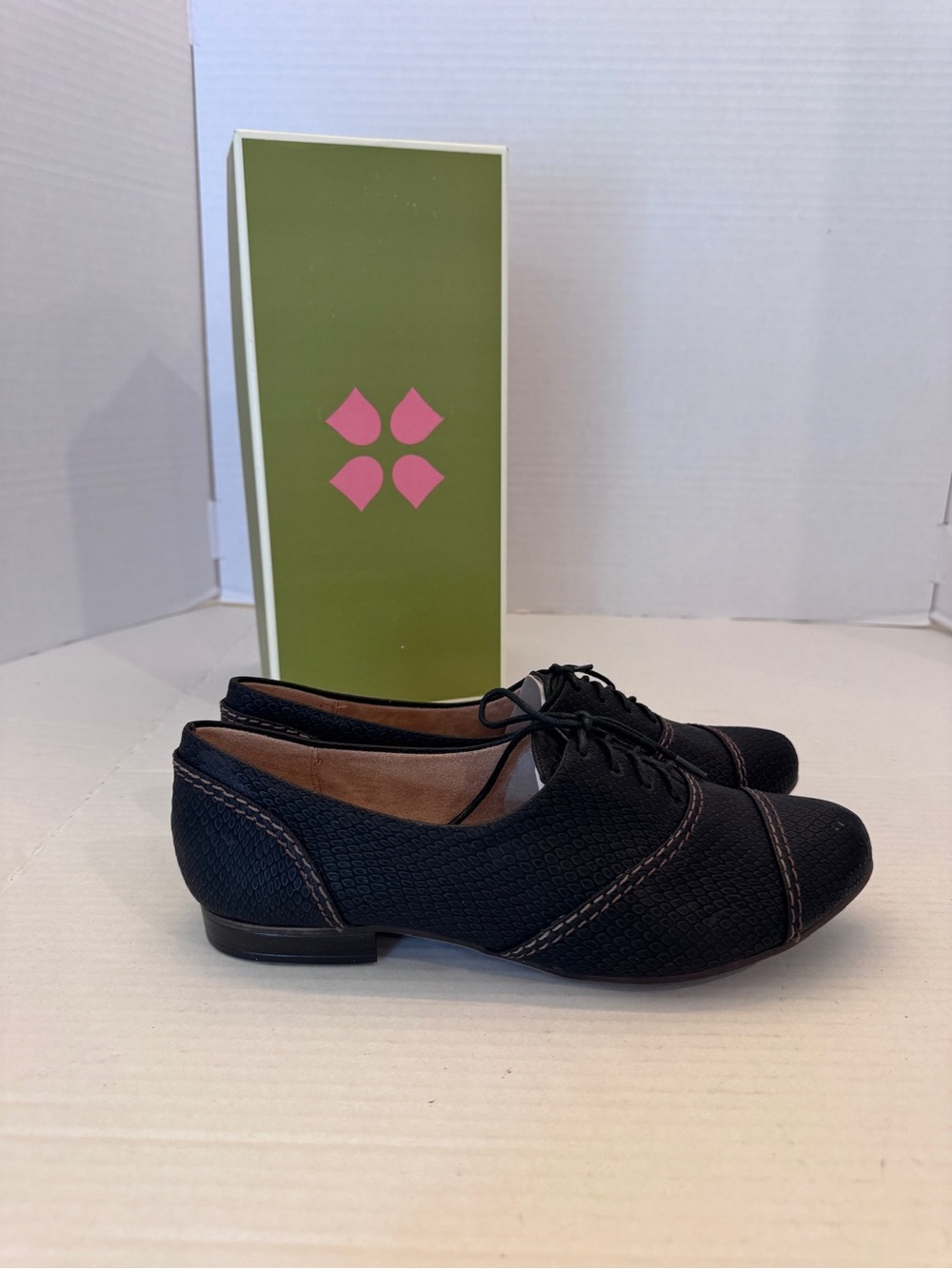 Naturalizer N5 Comfort Lonnie Women’s 8W Black Leather Lace Up Oxford Shoes Flat